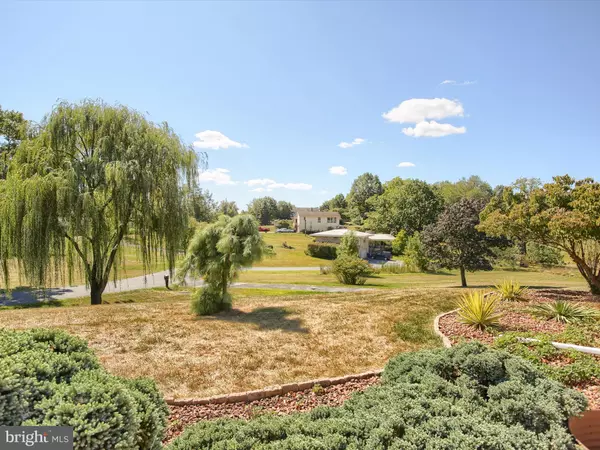 Harrisburg, PA 17112,4102 CRESTVIEW RD