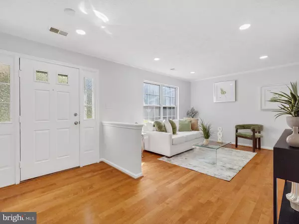 Waldorf, MD 20603,5005 SWORDFISH CT