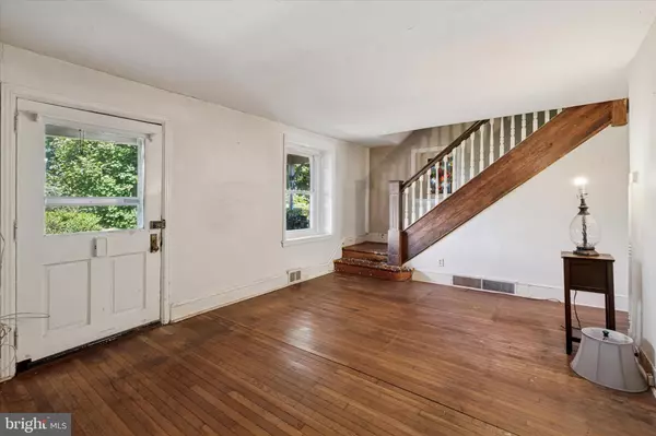 Fort Washington, PA 19034,233 FORT WASHINGTON AVE