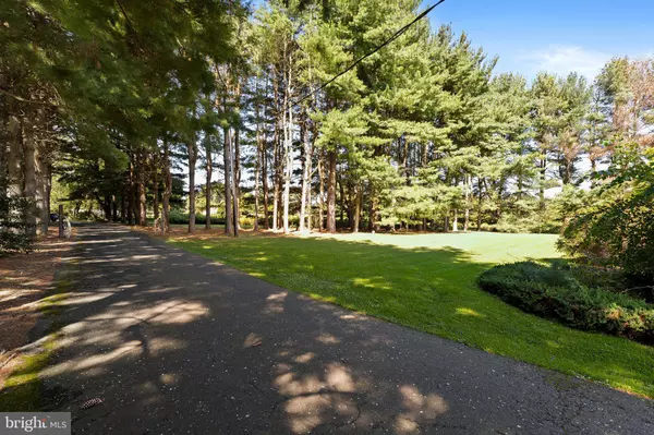 Chesterfield, NJ 08515,87 BORDENTOWN CHESTERFIELD RD