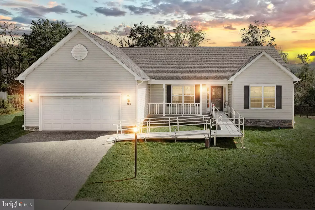 Abbottstown, PA 17301,104 CLOVER RUN