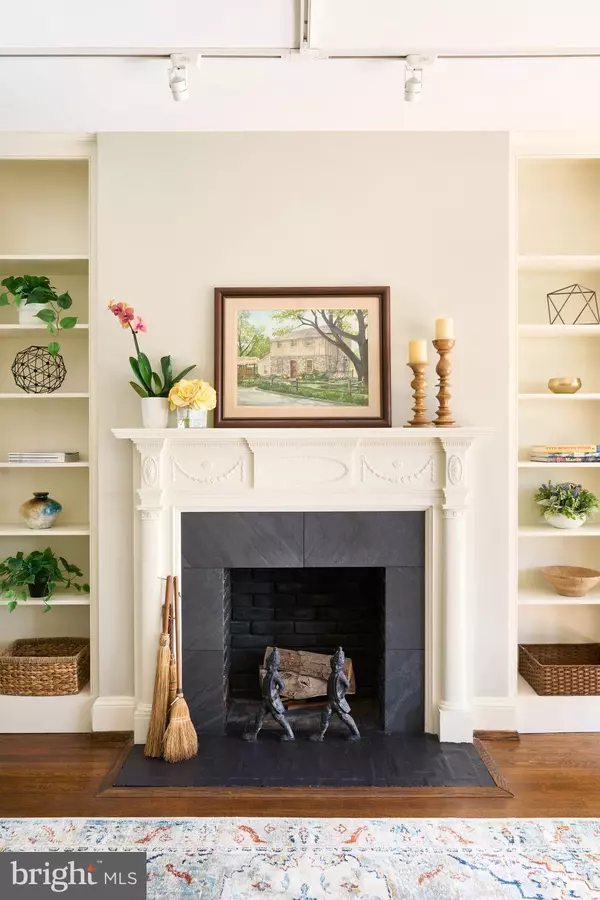 Baltimore, MD 21210,221 STONY RUN LN #J2