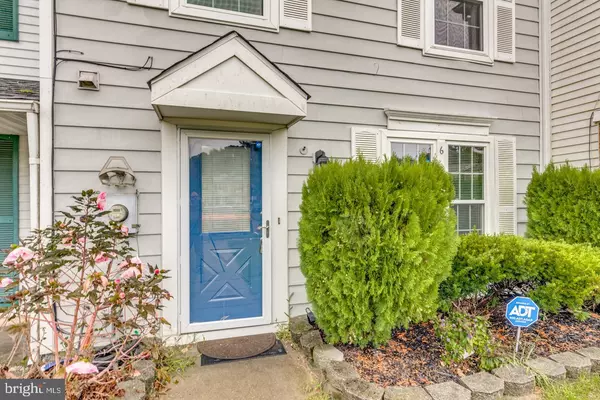 Sicklerville, NJ 08081,6 VICTORIA MANOR CT