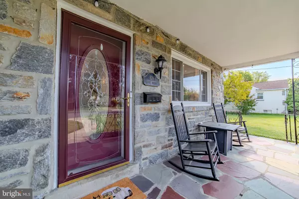 Woodlyn, PA 19094,526 KELLY AVE