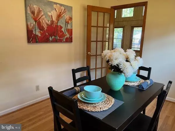 Arbutus, MD 21227,5205 LARLIN RD