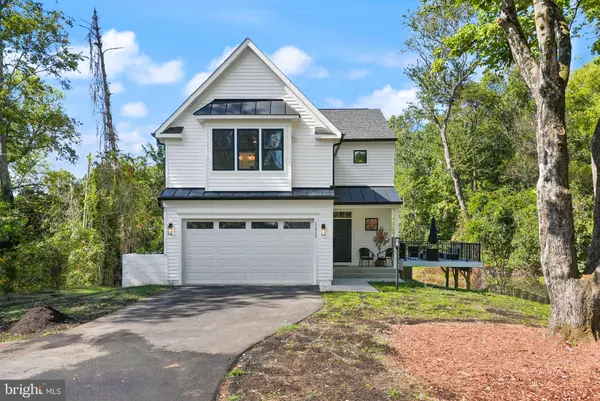 11433 POPES HEAD RD, Fairfax, VA 22030