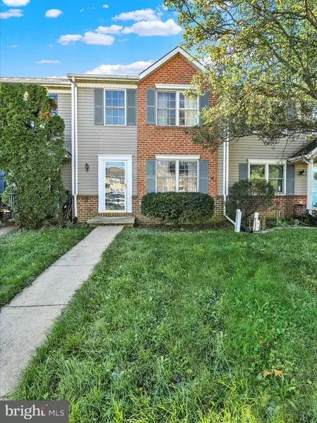 2318 MORRIS DR, East Petersburg, PA 17520