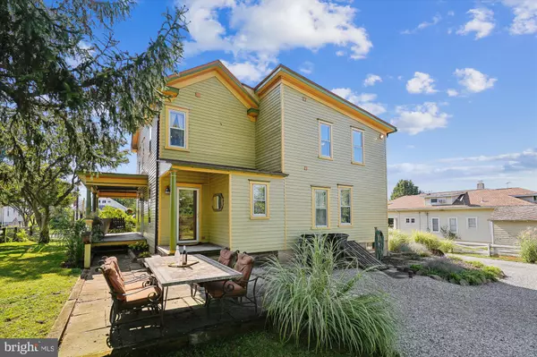 Lovettsville, VA 20180,45 E BROAD WAY E