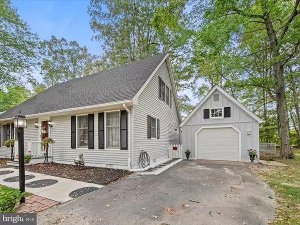 Easton, MD 21601,29179 PIN OAK WAY