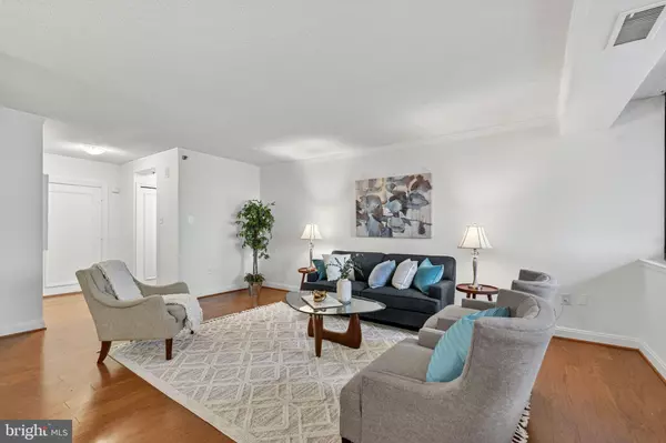 Chevy Chase, MD 20815,4550 N PARK AVE N #814