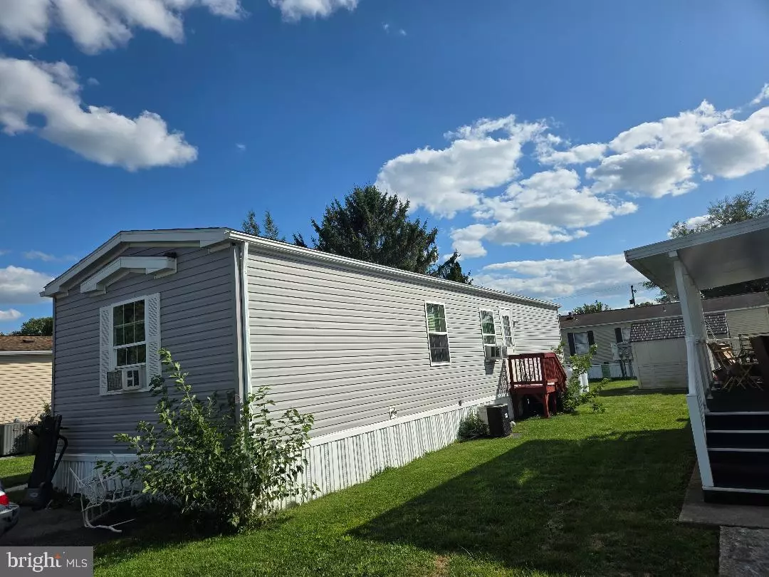 Lititz, PA 17543,8 PENN VALLEY VILLAGE