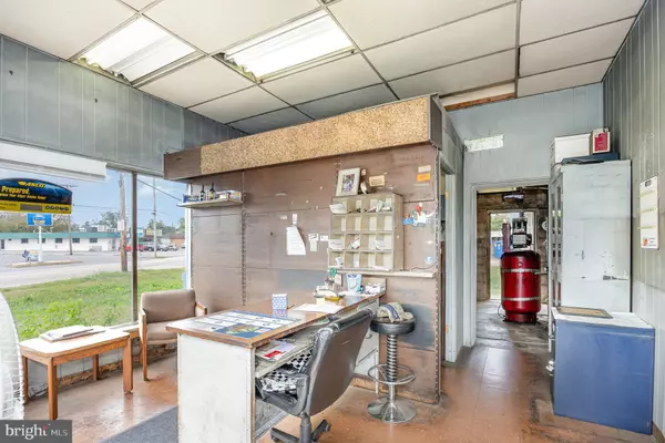 Mechanicsburg, PA 17055,699 E SIMPSON ST