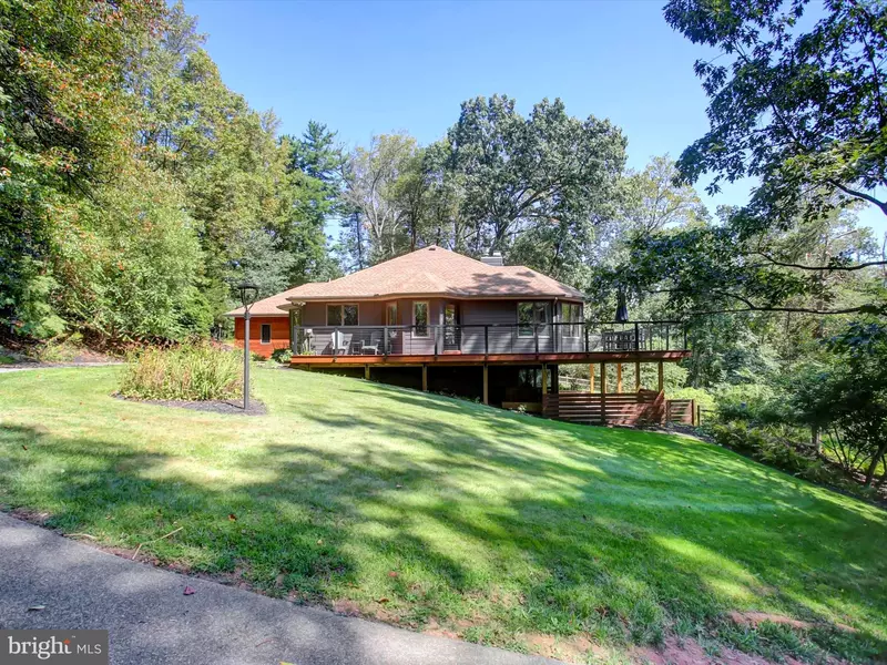 2895 BLACKBERRY RD, Dover, PA 17315