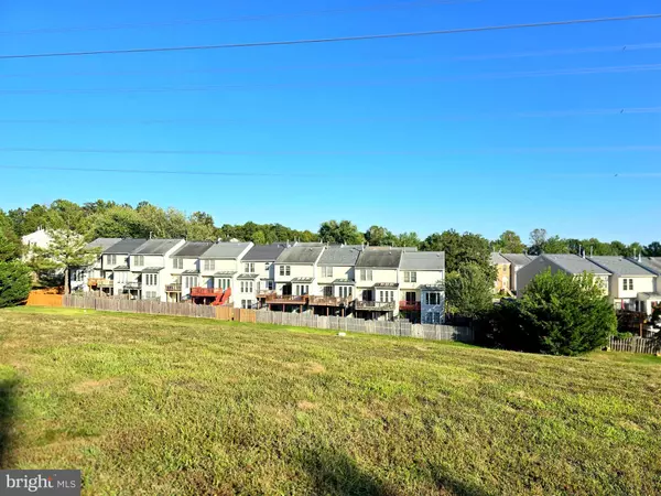 Woodbridge, VA 22193,15546 TRAVAILER CT