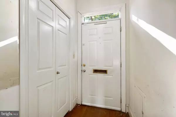 Washington, DC 20003,748 13TH ST SE