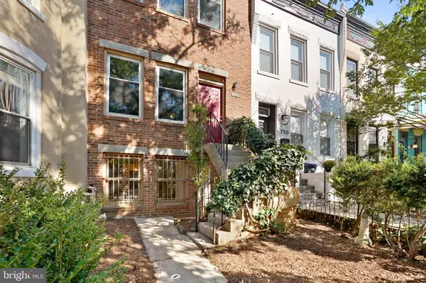 Washington, DC 20003,748 13TH ST SE