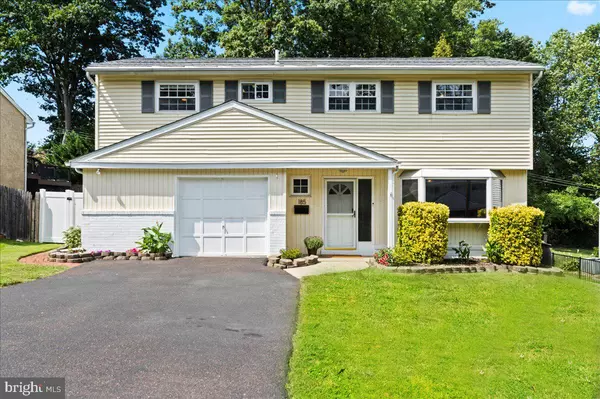 185 WINDMILL RD, Willow Grove, PA 19090