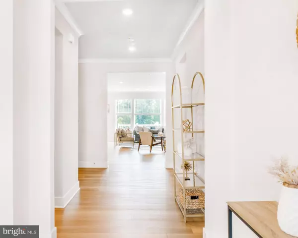 White Plains, MD 20695,11466 MESA VERDE CT