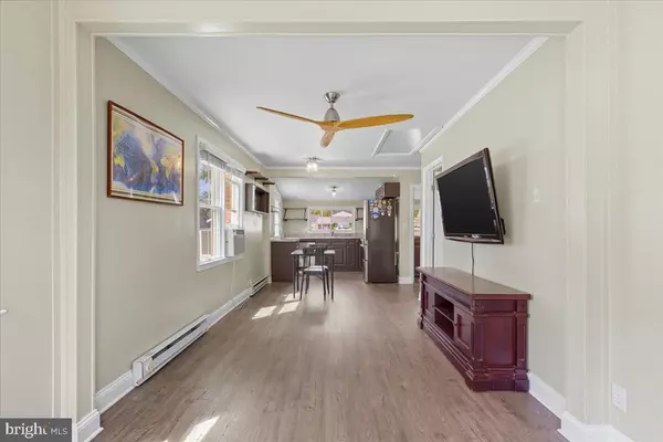 Shady Side, MD 20764,4962 ELM ST