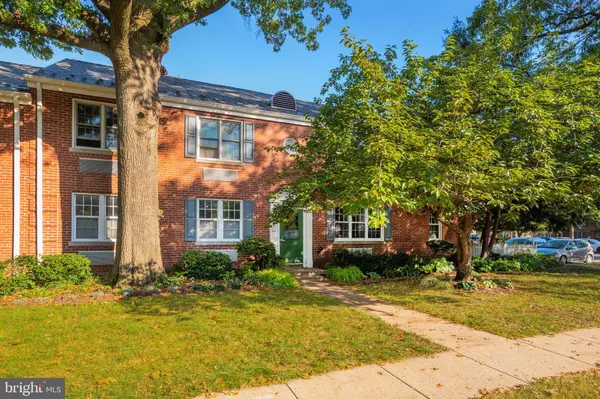 Alexandria, VA 22305,3401 COMMONWEALTH AVE #A