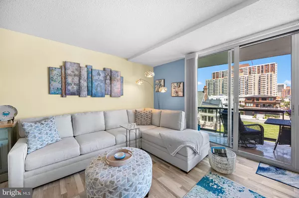 Ventnor City, NJ 08406,4800 BOARDWALK #304