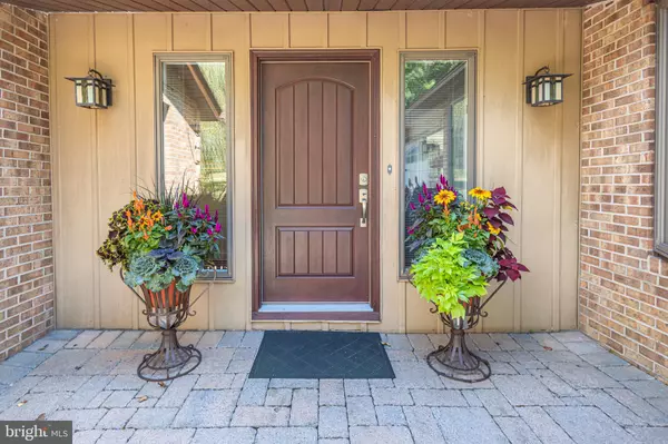 Doylestown, PA 18902,2880 SNAKE HILL RD