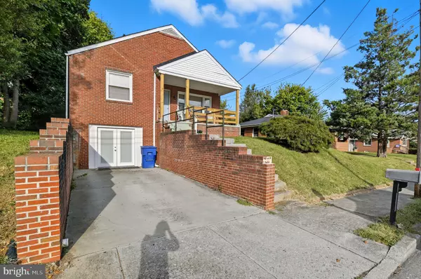 Front Royal, VA 22630,422 RANDOLPH AVE