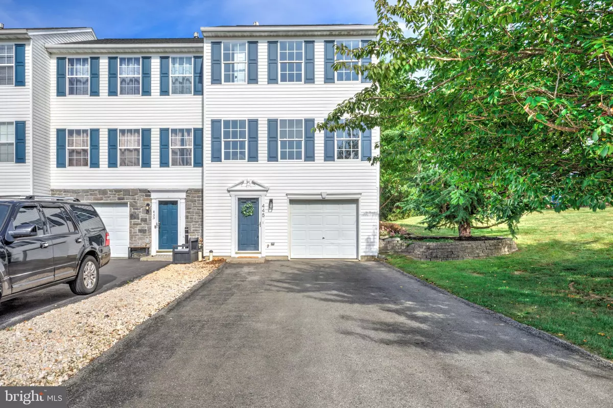 York, PA 17406,445 CHARLES CIR