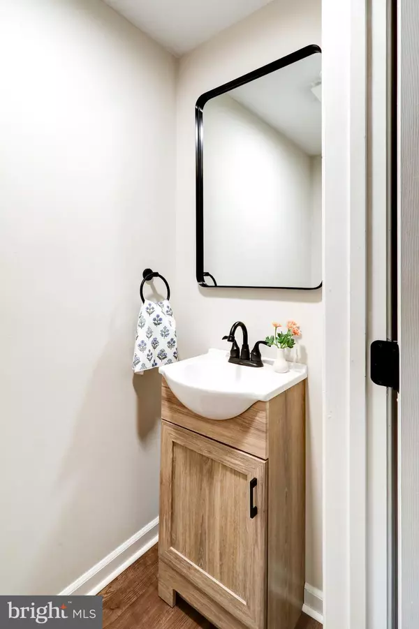 York, PA 17406,445 CHARLES CIR