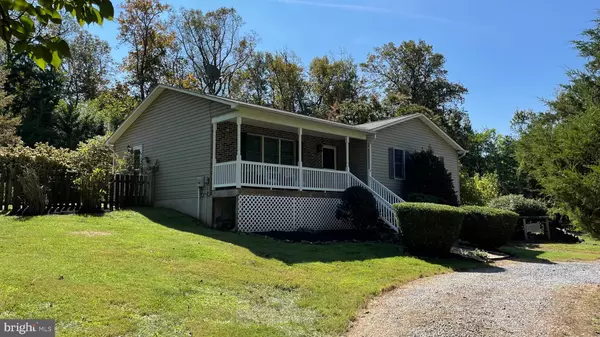 Bluemont, WV 20135,17180 SUMNEY