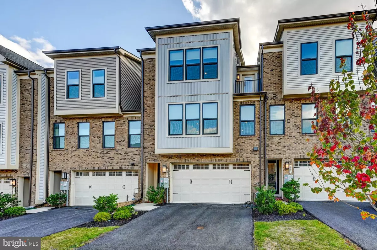 Cockeysville, MD 21030,241 HICKORY HOLLOW CT