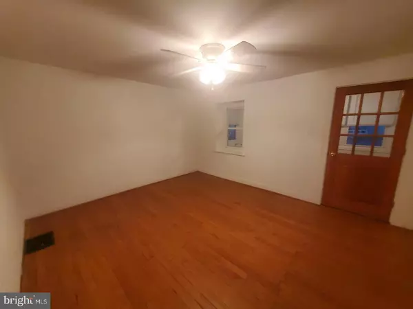 Philadelphia, PA 19152,1 OLD ASHTON RD