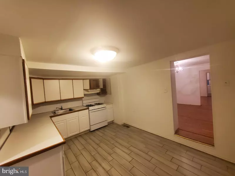 1 OLD ASHTON RD, Philadelphia, PA 19152