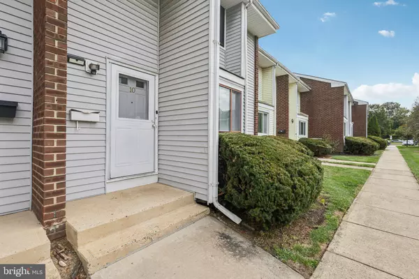 Dayton, NJ 08810,-L-10 QUINCY CIR