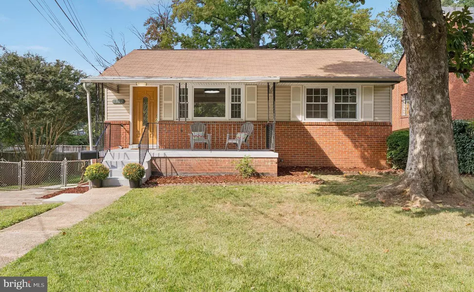 9502 50TH AVE, College Park, MD 20740