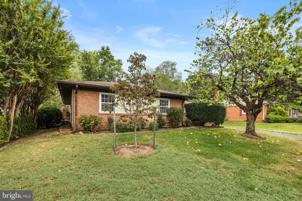 Sterling, VA 20164,210 W BEECH RD