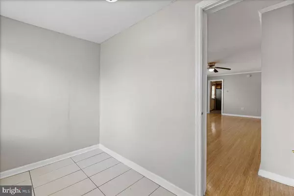 Pennsauken, NJ 08110,8444 HOLMAN AVE