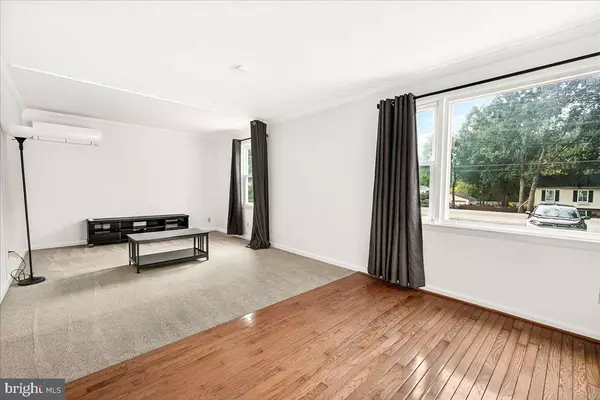 Pasadena, MD 21122,8841 FORT SMALLWOOD RD