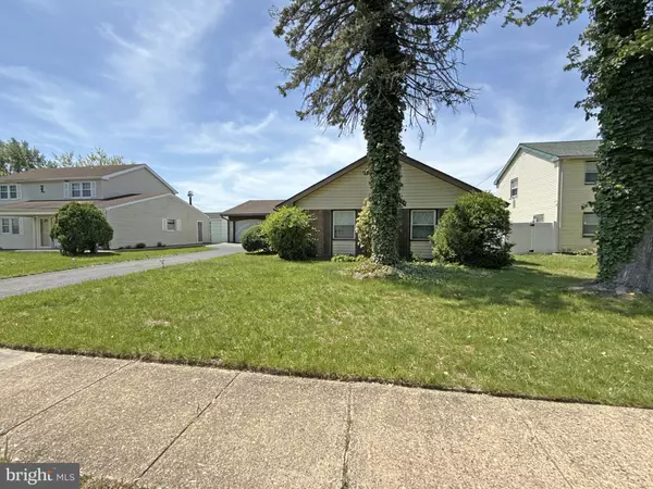 Willingboro, NJ 08046,31 HENDERSON LN