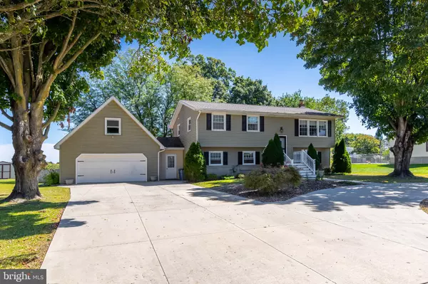 Pennsville, NJ 08070,44 LENAPE DR