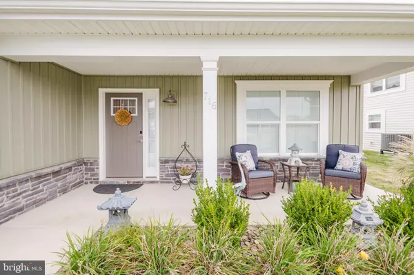 Hedgesville, WV 25427,716 DRIPPING SPRING DR