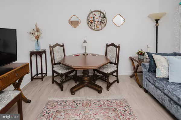 Hedgesville, WV 25427,716 DRIPPING SPRING DR