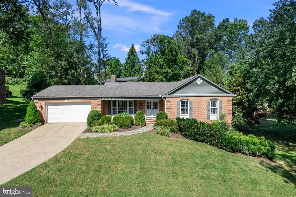 Alexandria, VA 22307,1804 MASON HILL DR