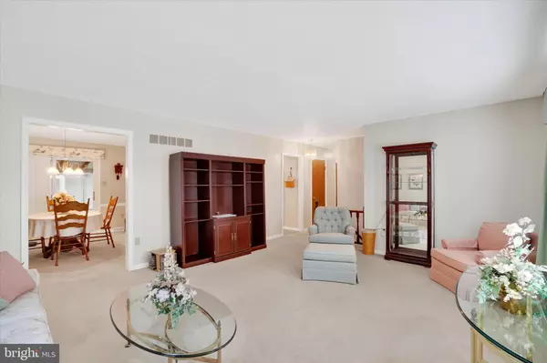 York, PA 17402,119 LEXINGTON RD