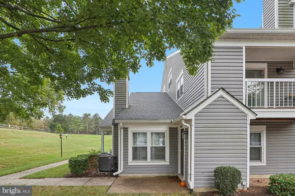 Clifton, VA 20124,5816 ORCHARD HILL LN