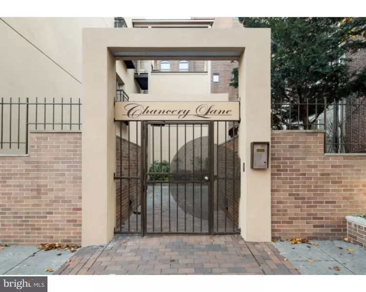 130-8 ARCH ST #207, Philadelphia, PA 19106