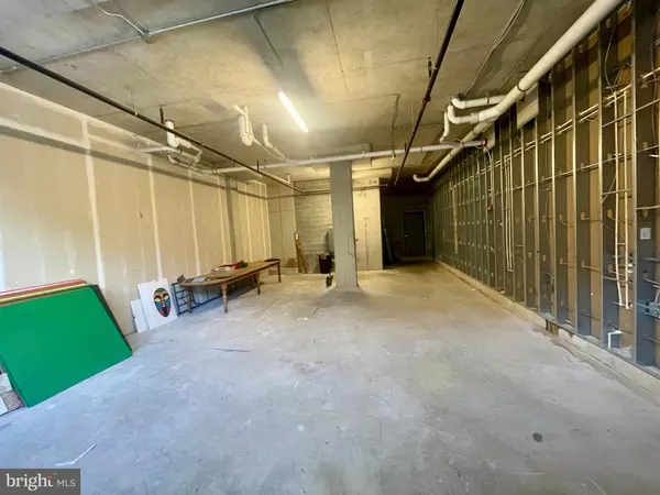 Annapolis, MD 21401,141 WEST ST #103