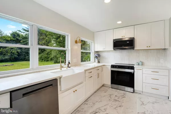 Wilmington, DE 19803,9 PENARTH DR