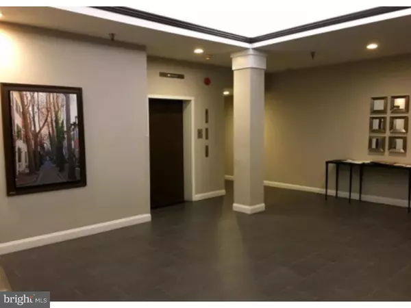 Philadelphia, PA 19106,130-6 ARCH ST #501