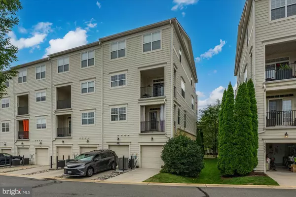 Leesburg, VA 20176,43613 MCDOWELL SQ